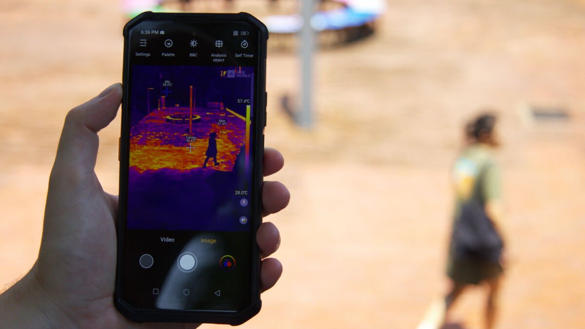 AGM X7 Pro rugged smartphone with thermal imaging camera